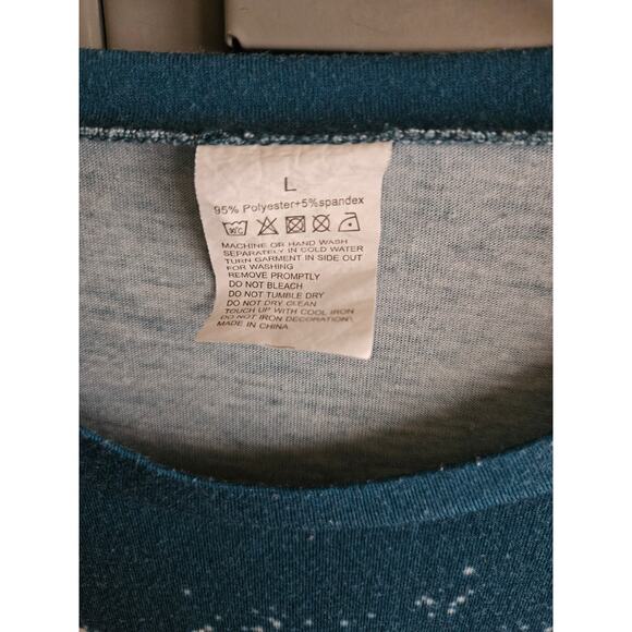 Ladies graphic tshirt top - size large - Picture 2 of 4